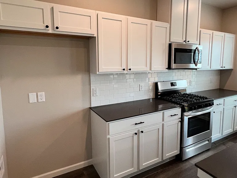 7713 Owen Ln — Photo 11