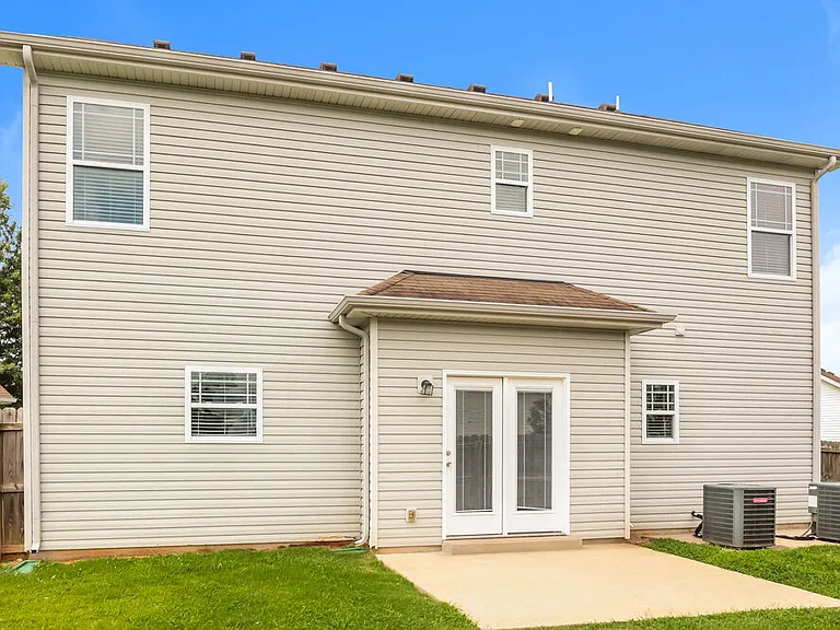 3314 Velvet Ct — Photo 17