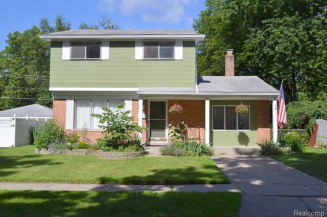 1st image of 23105 Montclair Dr
