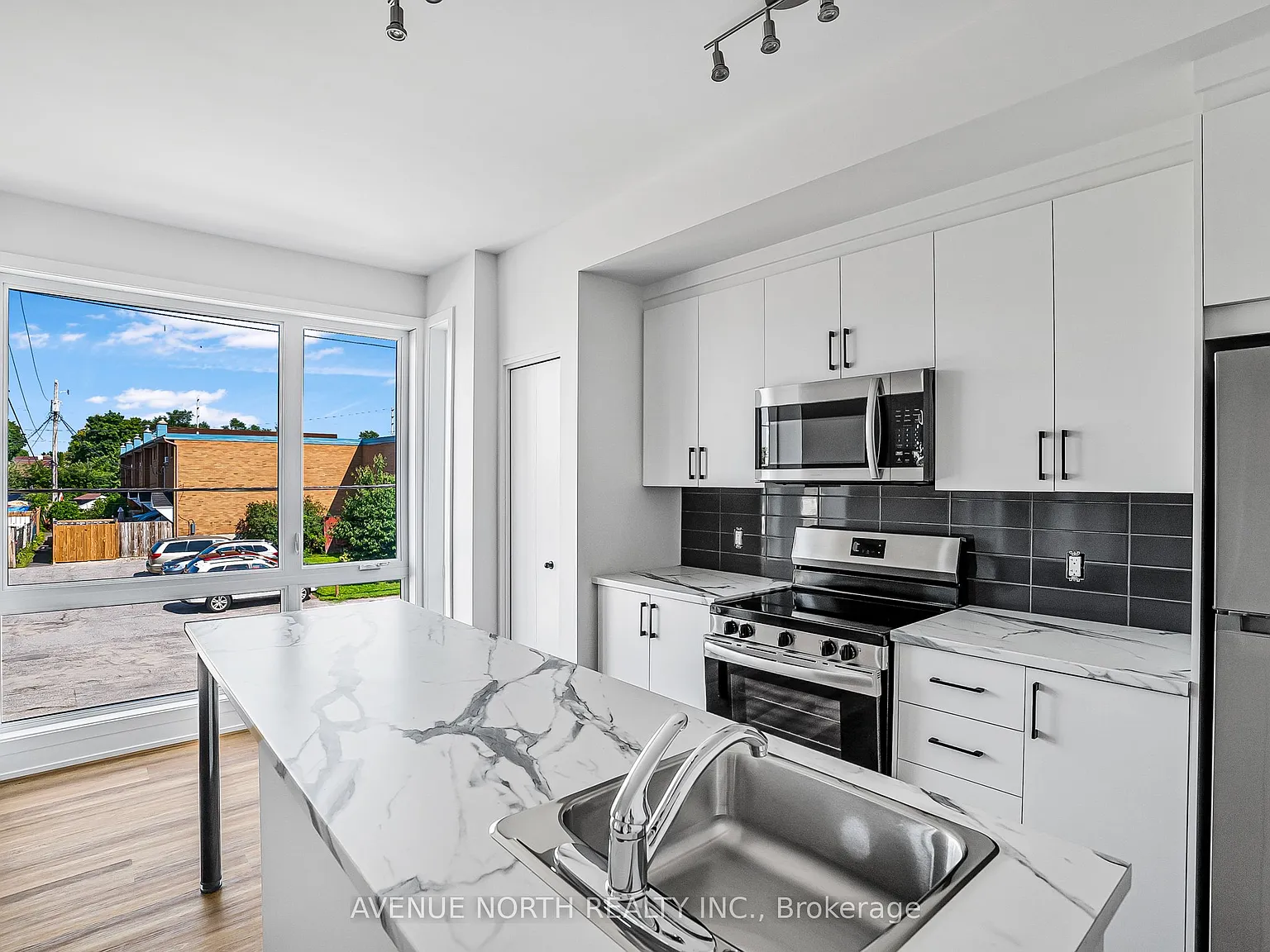 1 bed, $1,825 — Photo 4