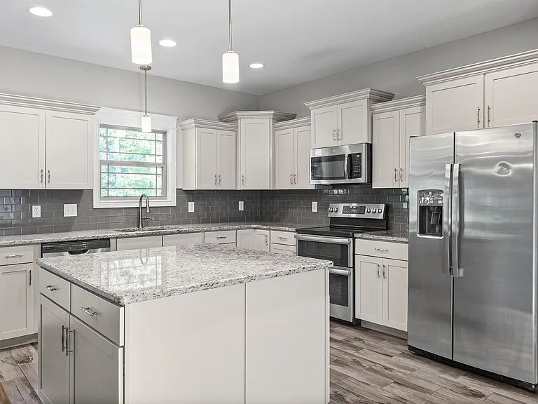 1381 Morning Star Dr — Photo 14