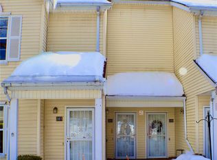 305 Gazebo Court, New Windsor, NY
