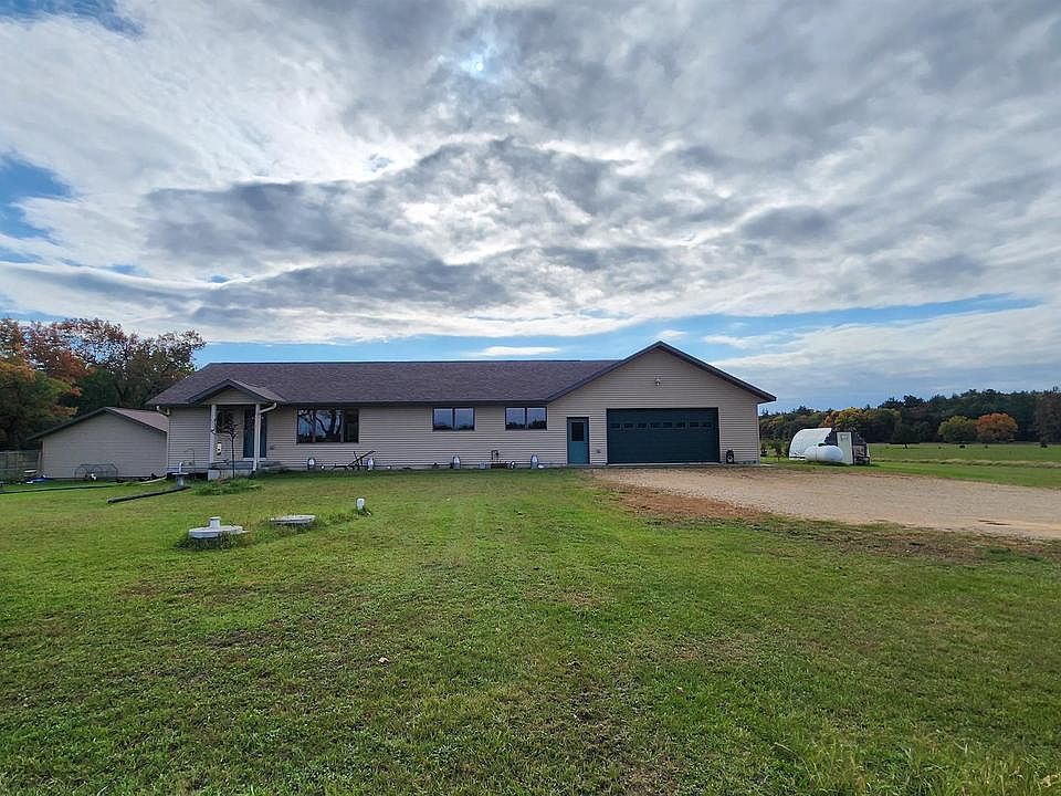 W3221 Highway 82 East, Mauston, WI 53948 MLS 1966538 Zillow