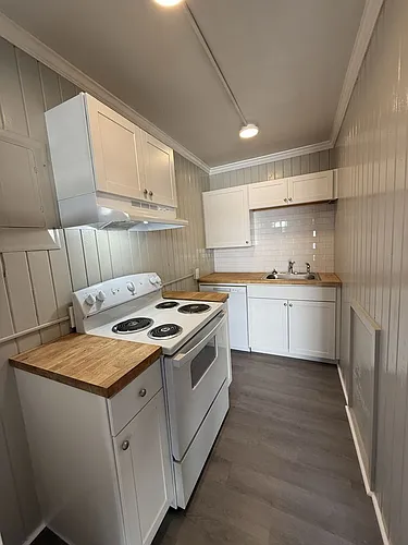 Floor plan 1451 W. Fourth St.