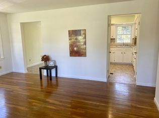 1032 Gainesway Dr, Lexington, KY 40517