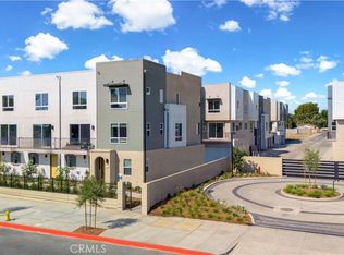 9419 N Sepulveda Blvd #5, North Hills, CA 91343