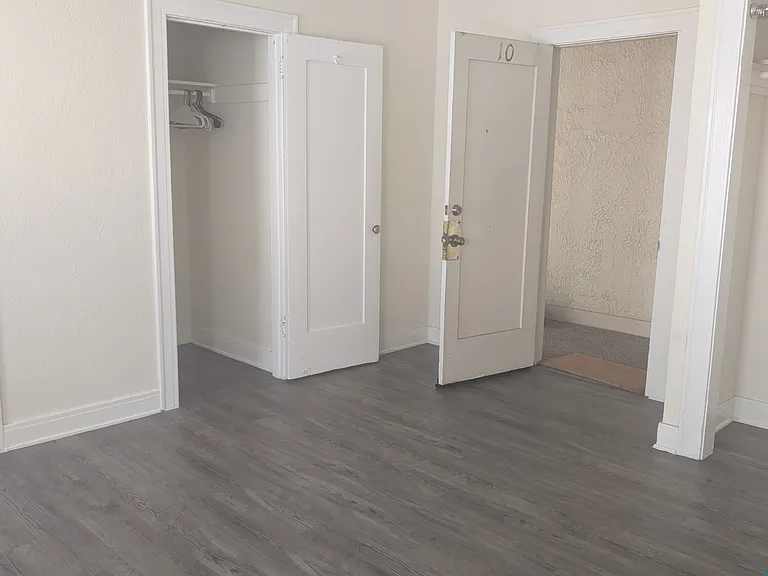 206 N New Hampshire Ave #10 — Photo 7