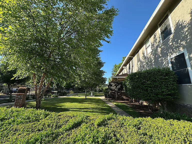 Fairhaven Estates — Photo 11