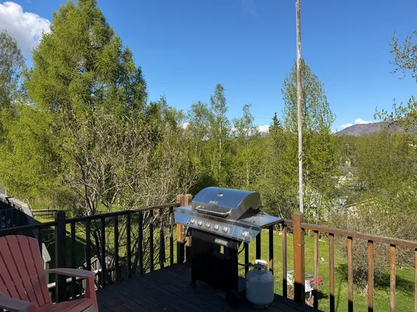 3949 Bryant Ridge Pl #1, Anchorage, AK 99504