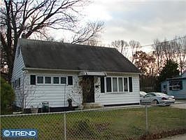 Home for Sale in WENONAH, New Jersey $209,999