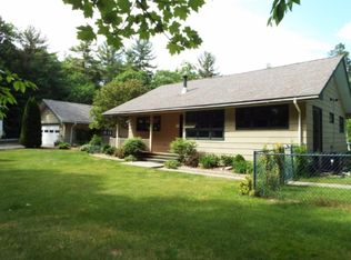 26 Portia Dr, Ticonderoga, NY 12883