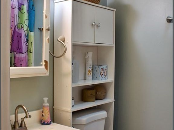 Full Bathroom with a Shower/tub.