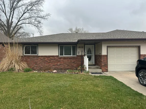1824 Lincoln St #1822, Beatrice, NE 68310