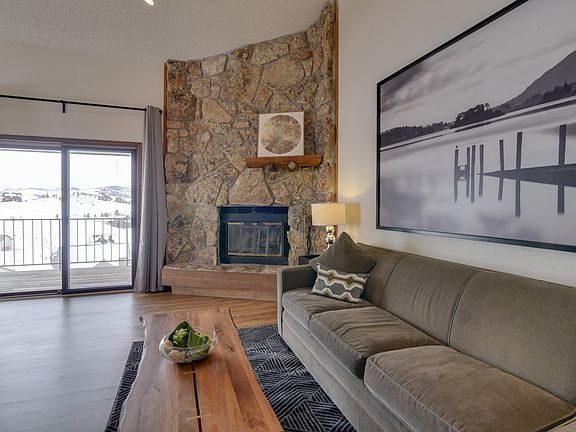 Living Room- 1st Floor