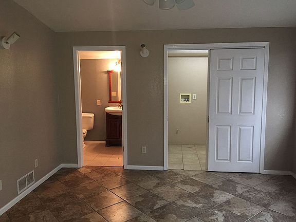 3rd bath and laundry room
