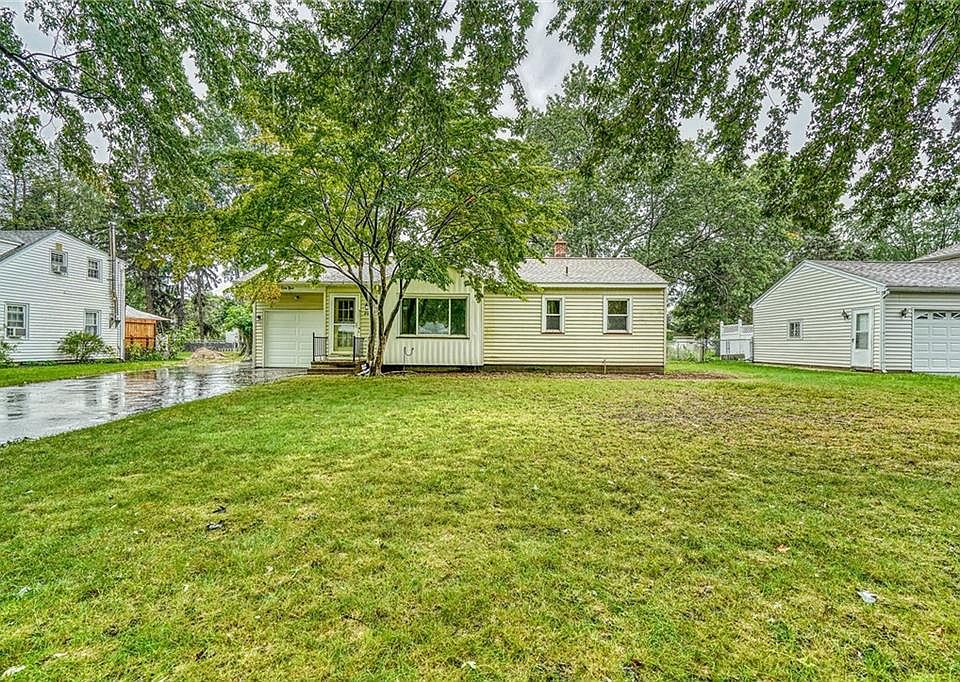 1st image of 269 Park Lane Dr
