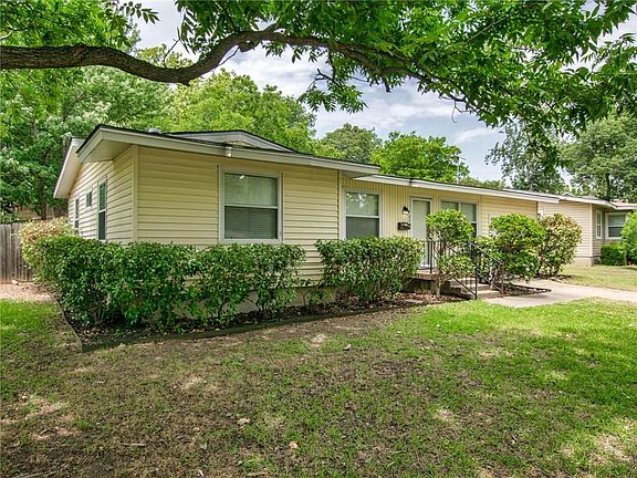 3rd image of 733 Huddleston Dr