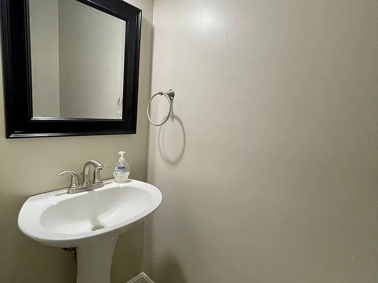 308 Ridge Point Cir — Photo 17