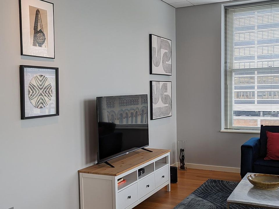 55" ROKU TV