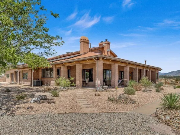 985 N Wonder Ln, Leeds, UT 84746