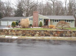 81 Valley Rd, Shelton, CT 06484