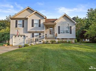 810 Rosetree Dr, Williamstown, NJ 08094