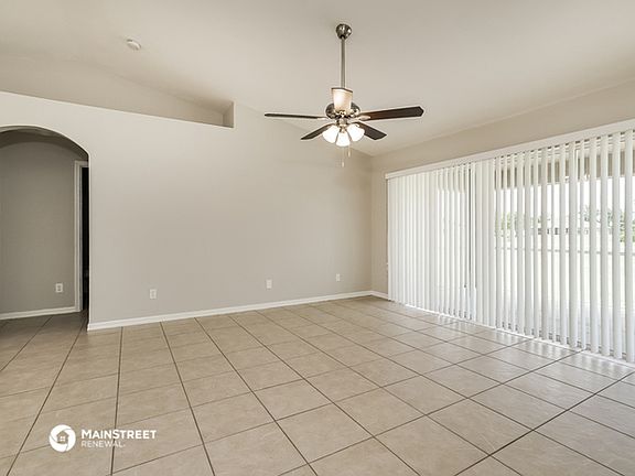 3rd image of 4137 NE 22nd Ave