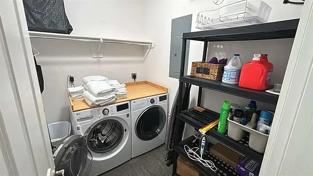 6079 Saint Anthony Ave — Photo 22