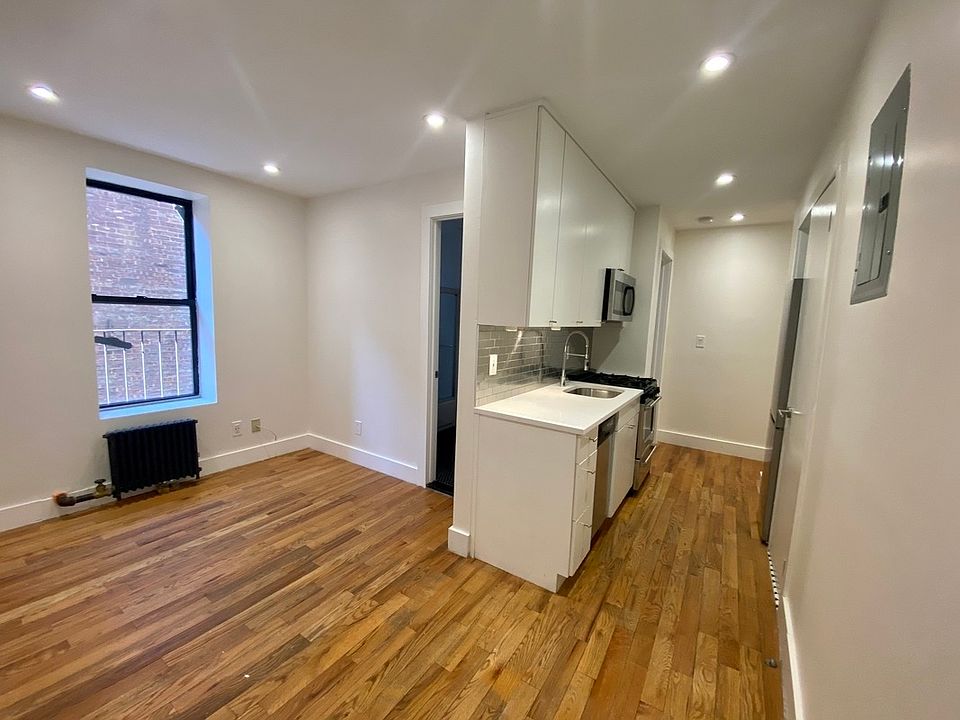 1st image of 304 10th St #25AA