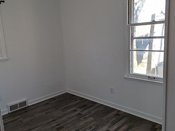 4th image of 617 Ellwood Ave