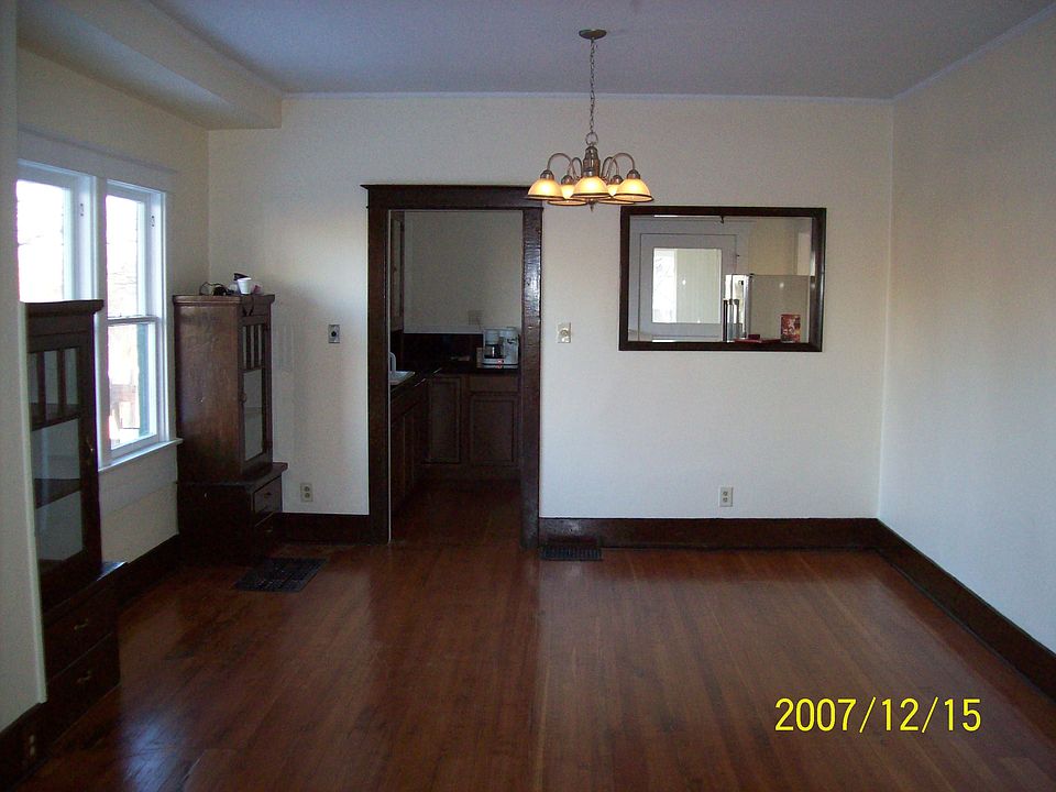 1st image of 1536 E 10th St