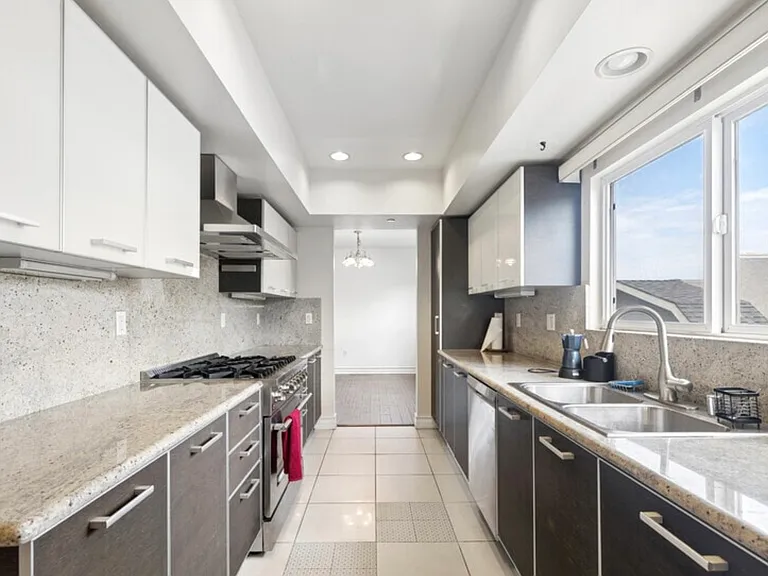 1409 S Westgate Ave #301 — Photo 12