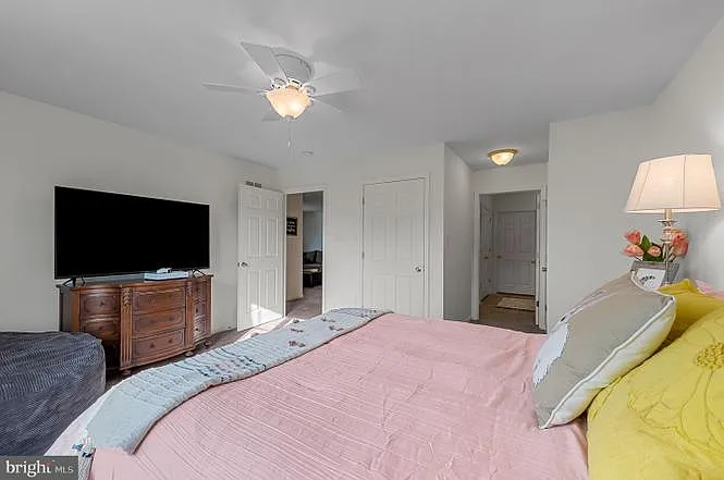 168 Sirius Dr — Photo 28