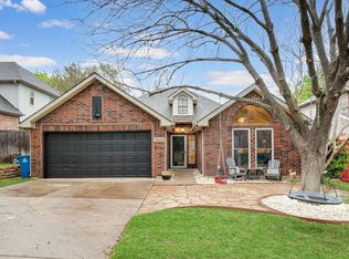 1922 Lilac Ln, Grapevine, TX 76051