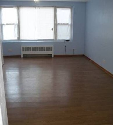 4th image of 6134 N Seeley Ave #1W
