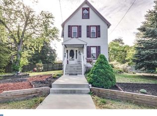 221 E Elm Ave, Lindenwold, NJ 08021