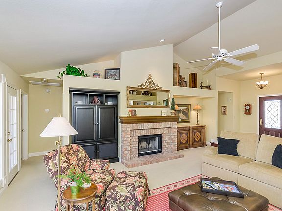 5th image of 3930 E Wildwood Dr
