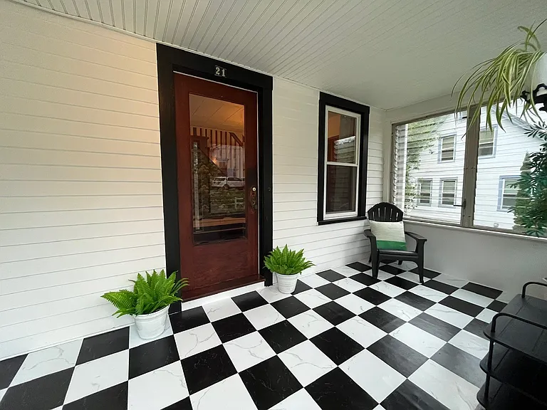 21 Cherry St — Photo 3