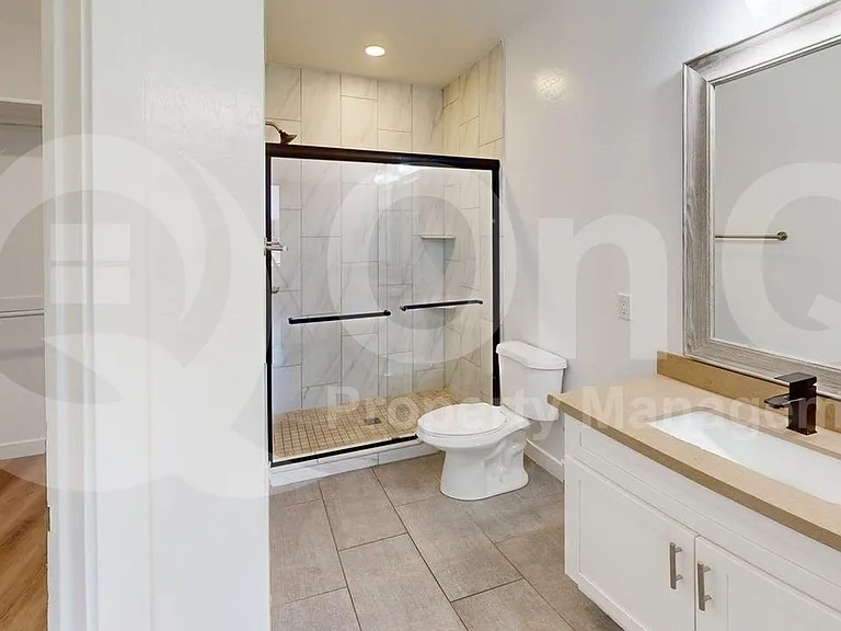 9160 N 67th Ave #212 — Photo 11