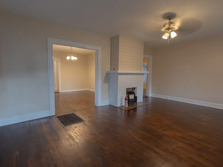 2714 Morrow Ave — Photo 2