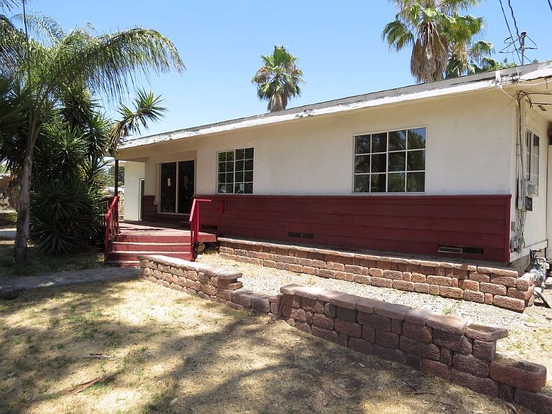 1st image of 340 El Diablo Ct