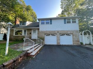 851 Westfield Rd, Scotch Plains, NJ 07076