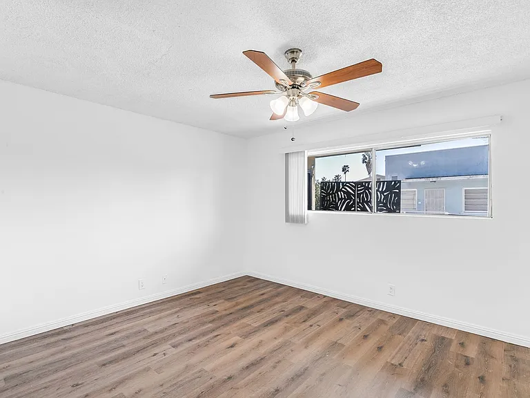 600 Almond Avenue — Photo 10