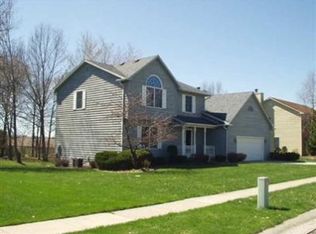 2004 Chandana Trl, Valparaiso, IN 46383