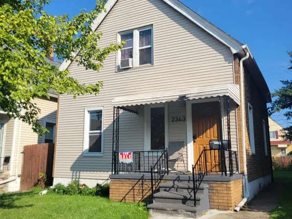 2343 Evaline St, Hamtramck, MI 48212