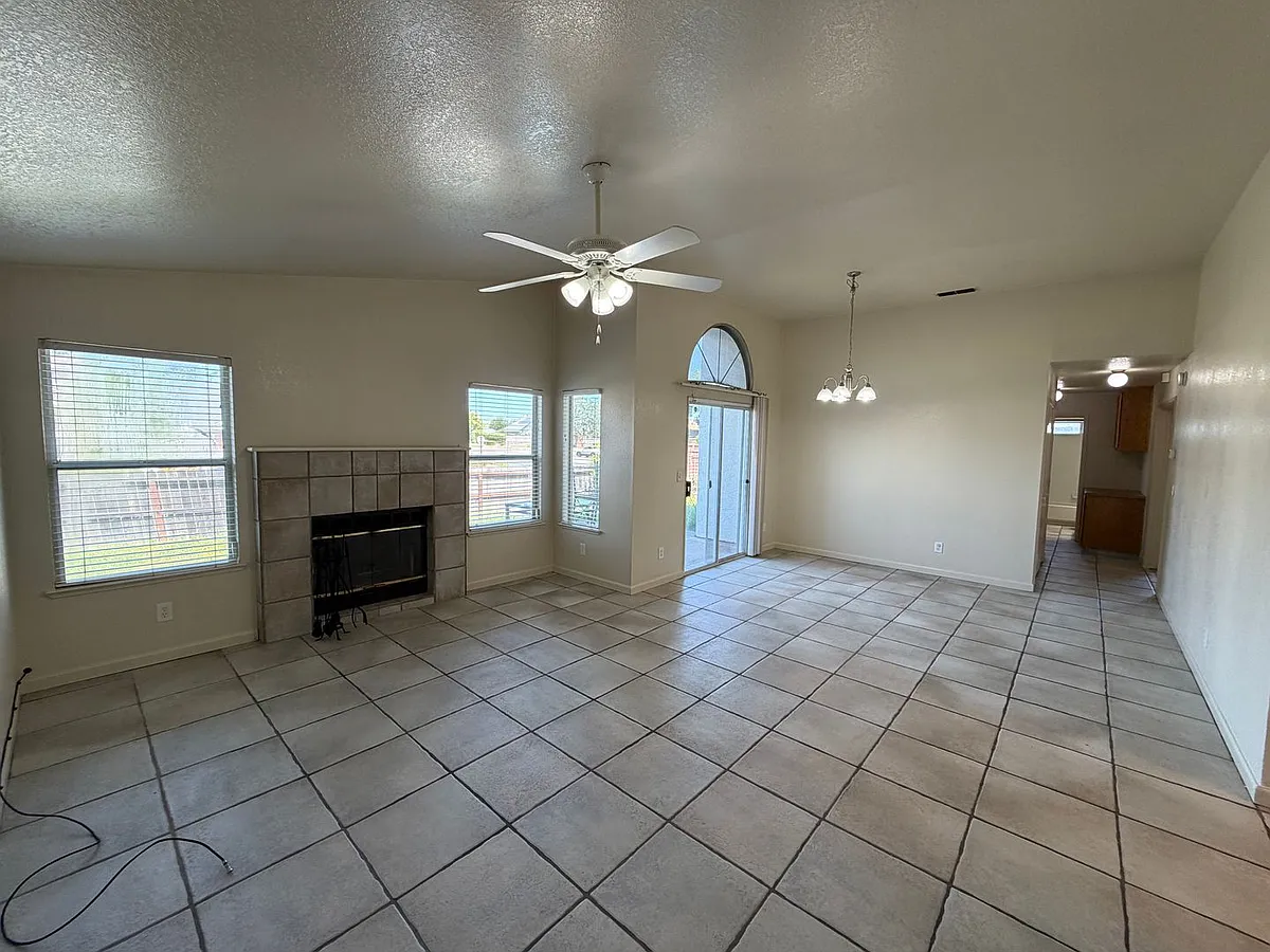 Building Photo - 9201 Norseman Ct
