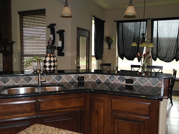 3rd image of 9212 SW 30th Ter
