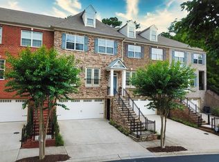 6006 Manchester Cir, Roswell, GA 30075
