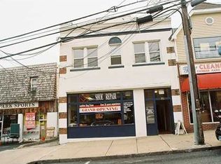 70 Lewis St APT 2, Greenwich, CT 06830