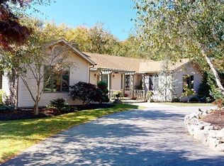 14 Holmes St, Dartmouth, MA 02748